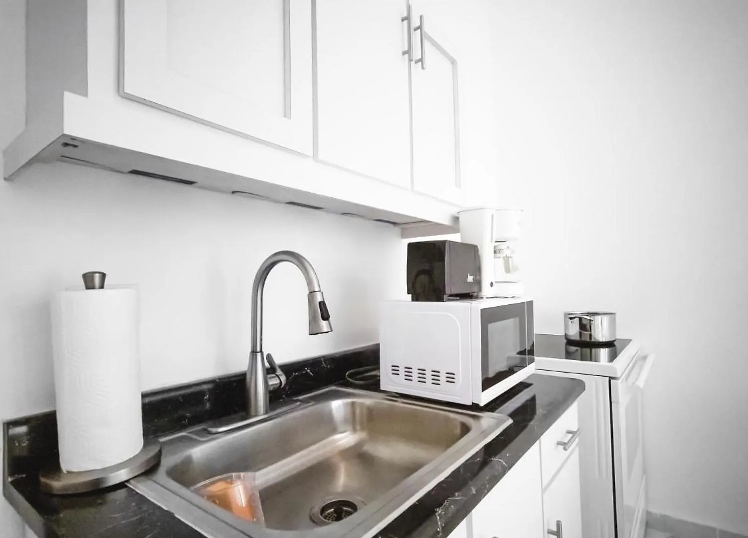 Sunny Guest House Near Beach & Restaurants San Juan Portoriko
